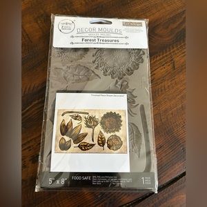 NEW Never Used Re-Design by Prima Forest Treasures Floral Flower Mould Mold
